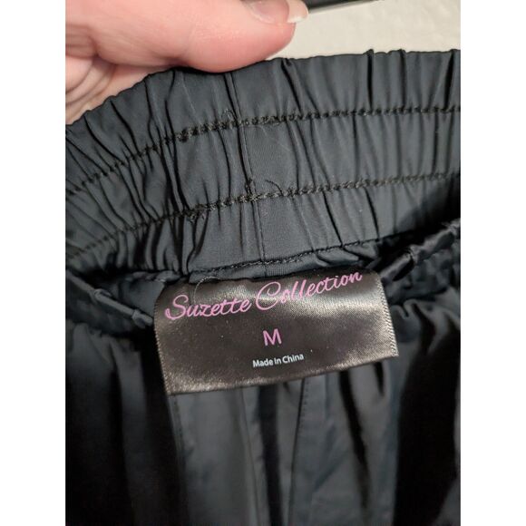 Suzette Collection Black Flowy Shorts – Size M - Picture 3 of 3